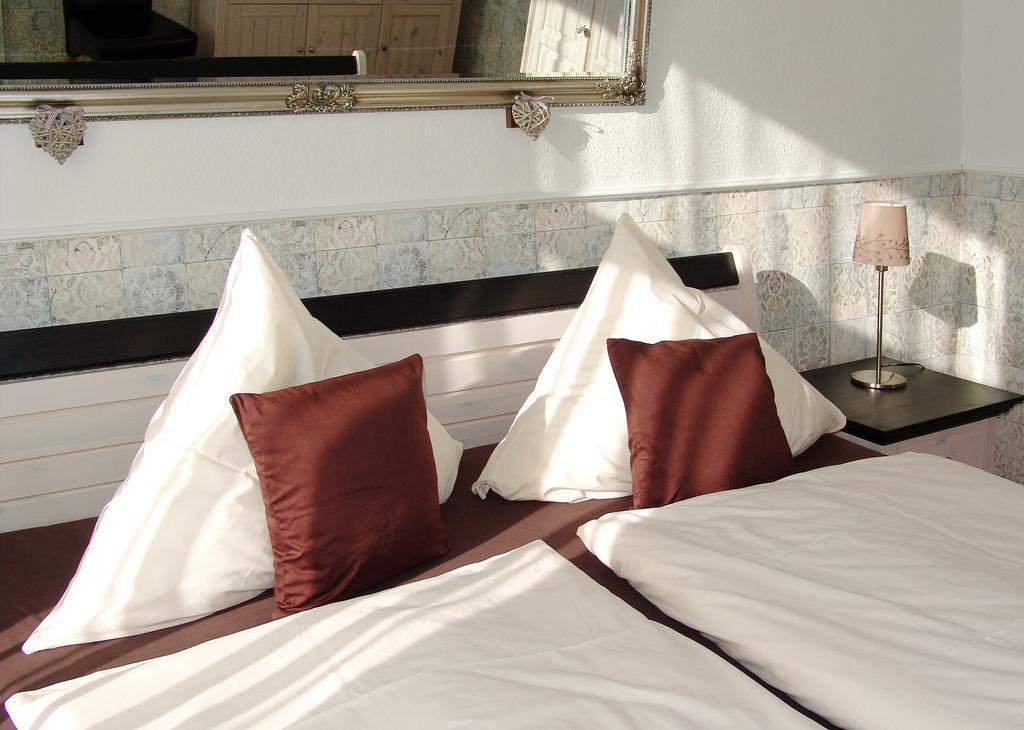 Hotel Garni Landhaus Uttum Krummhörn エクステリア 写真