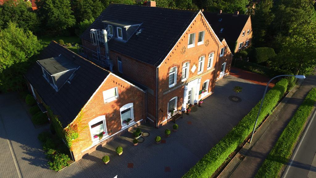 Hotel Garni Landhaus Uttum Krummhörn エクステリア 写真