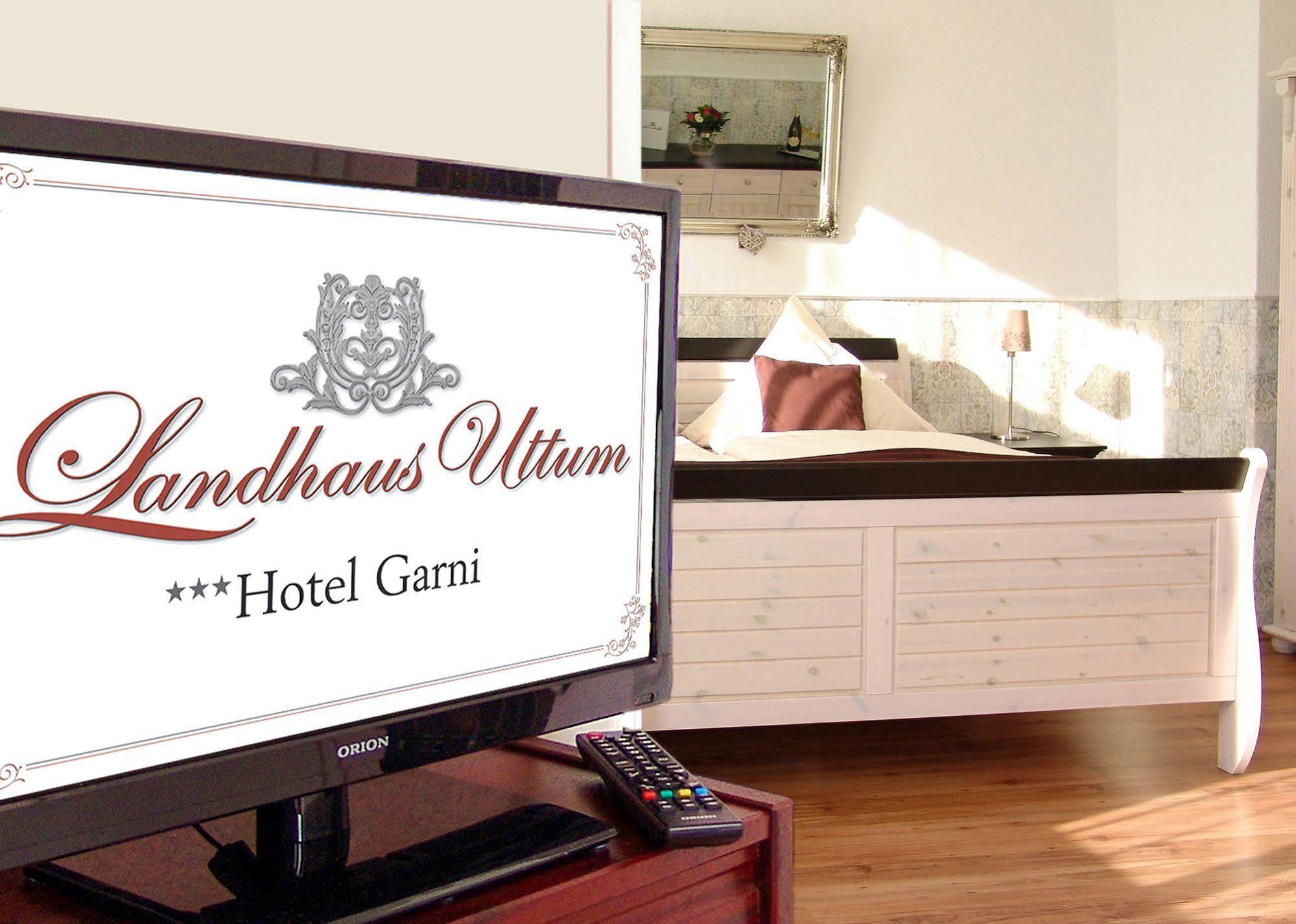 Hotel Garni Landhaus Uttum Krummhörn エクステリア 写真