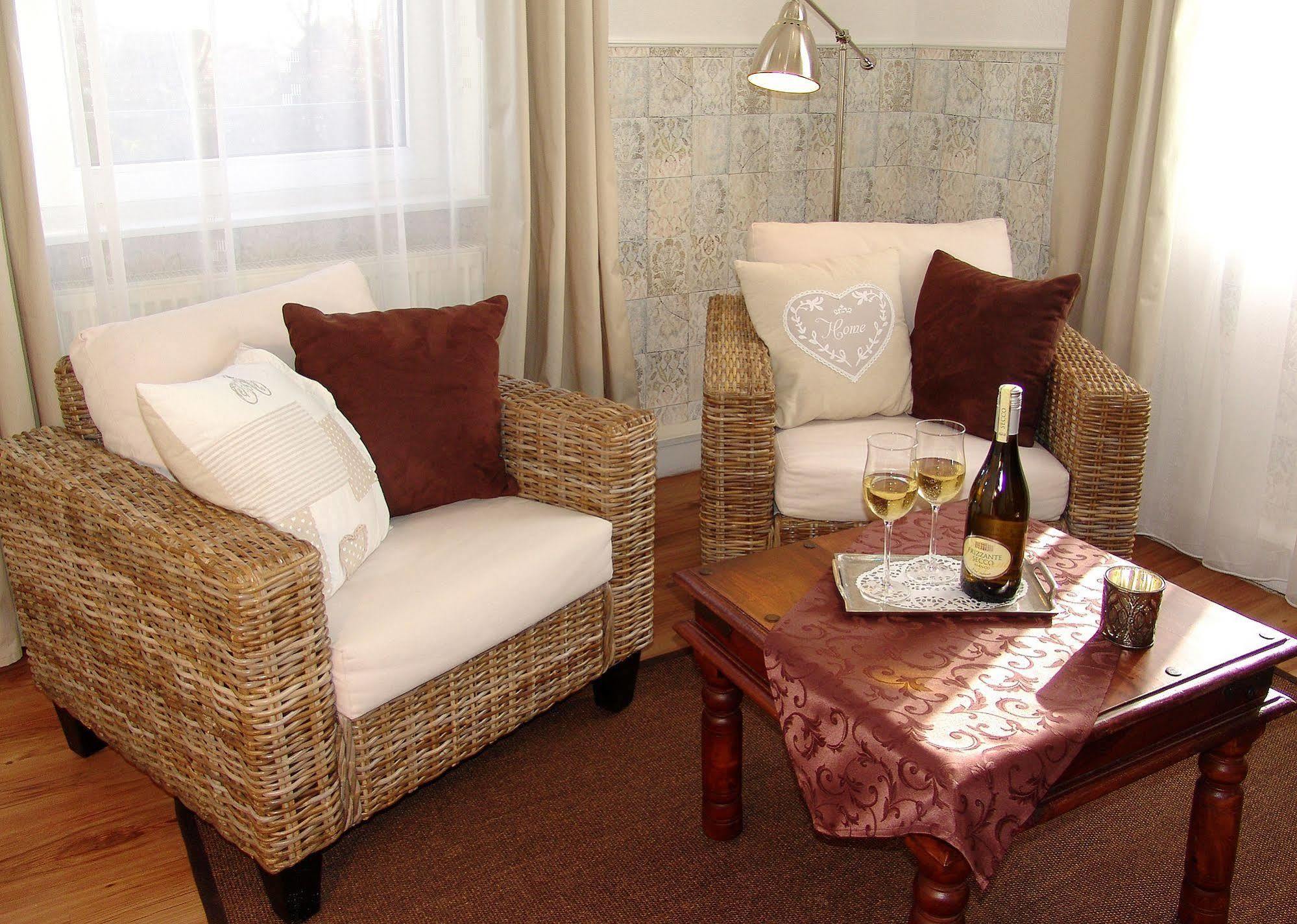 Hotel Garni Landhaus Uttum Krummhörn エクステリア 写真